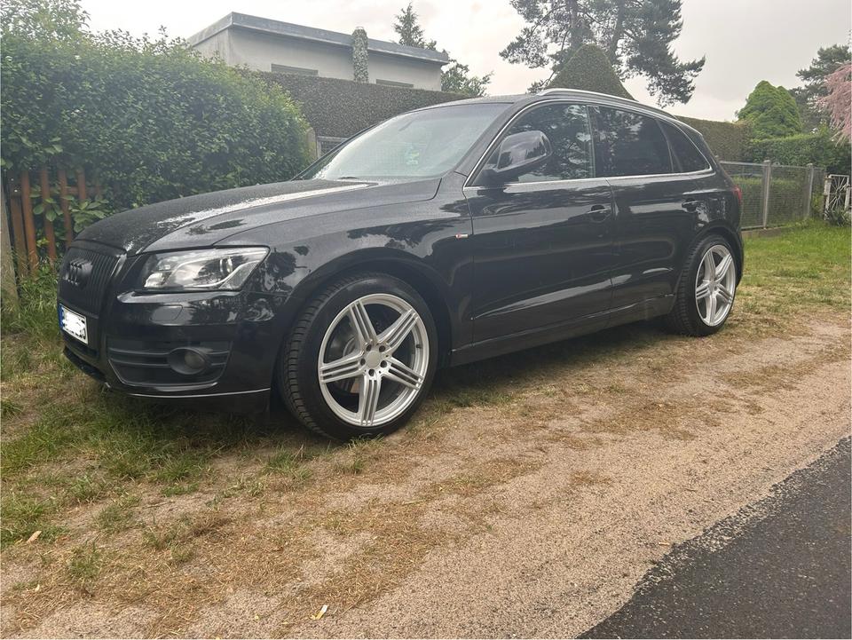 Audi Q5 2,0 TDI S - line 20 Zoll 214 ps tüv neu Getriebe neu in Berlin
