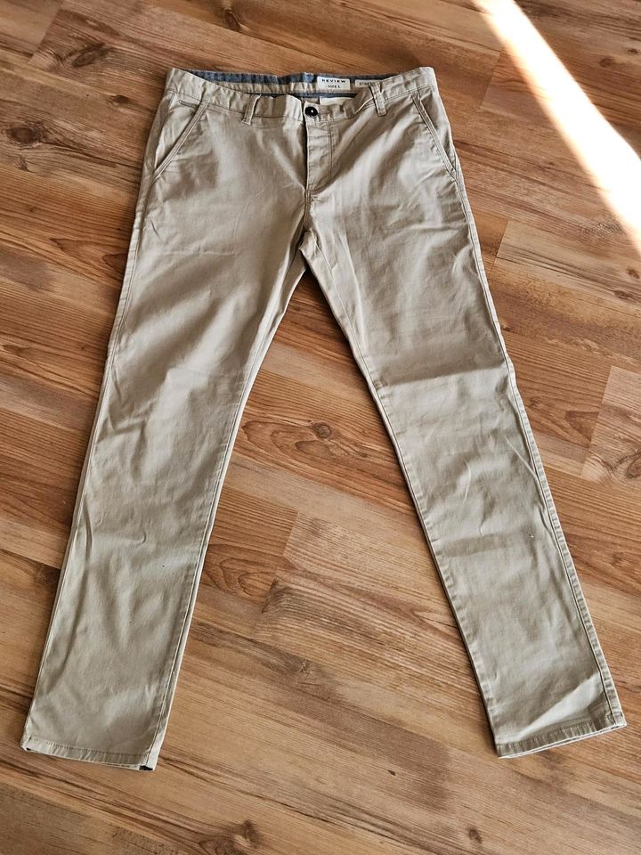 Herren Hose in beige von REVIEW Gr.L in Bad Segeberg