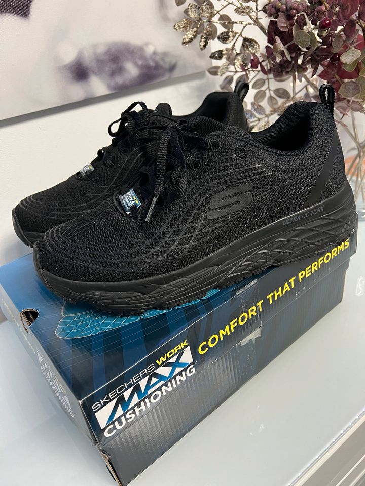 Skechers Max Cushioning Elite Berufsschuhe Gr 41 ist aber 42 Wie in  Niedersachsen - Ganderkesee | eBay Kleinanzeigen ist jetzt Kleinanzeigen