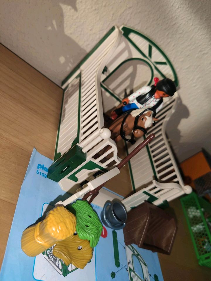 Playmobil 5109, Haflinger mit Pferdebox in Schorndorf