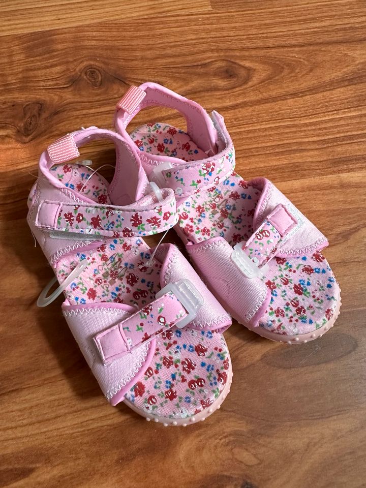 Mädchen Sandalen Sommerschuhe Rosa Pink Gr. 25 in Lathen