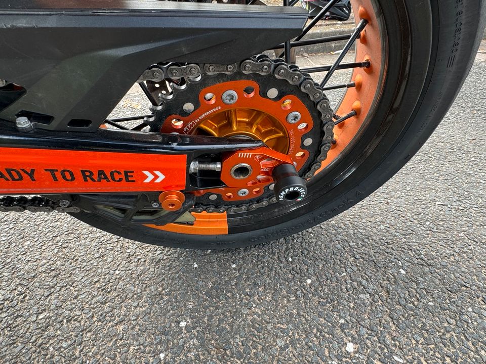 KTM SMC- R 690 in Windhausen