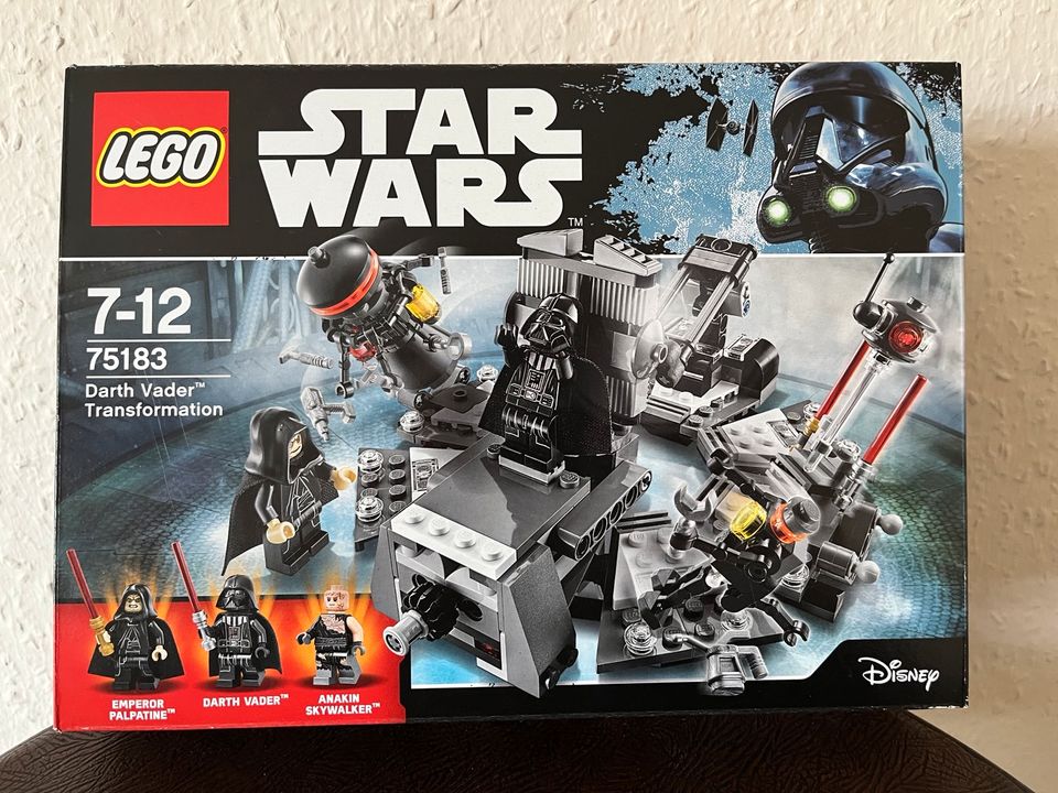 Lego Starwars Darth Vader Transformation Set in Kissing