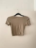 Beiges Croptop Bershka Mitte - Wedding Vorschau