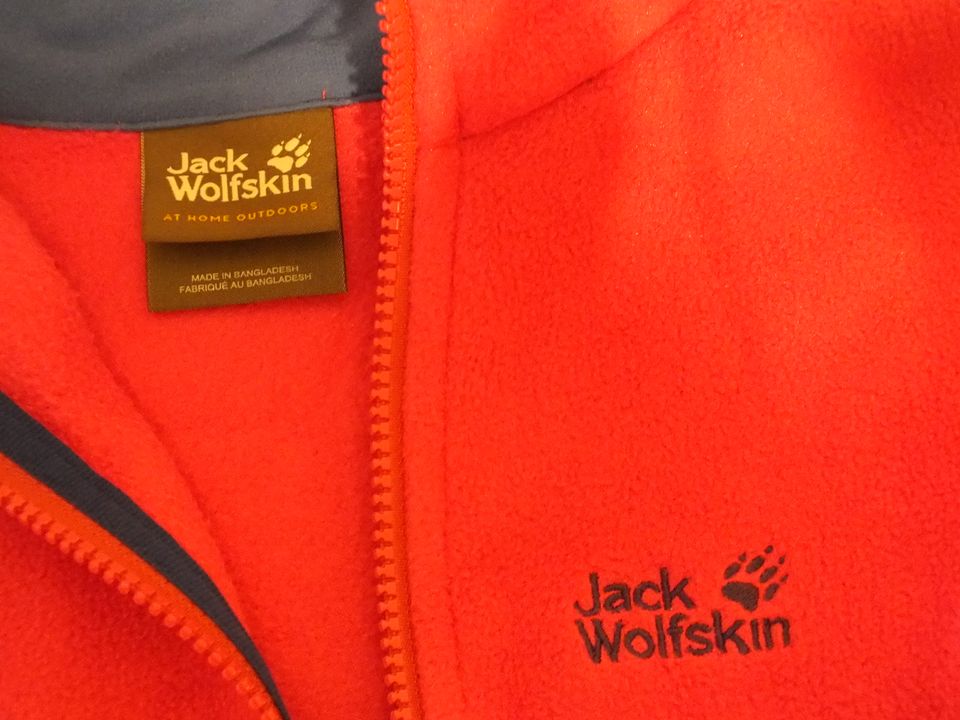 Jack Wolfskin Mädchen-Doppeljacke Größe 164 in Berlin