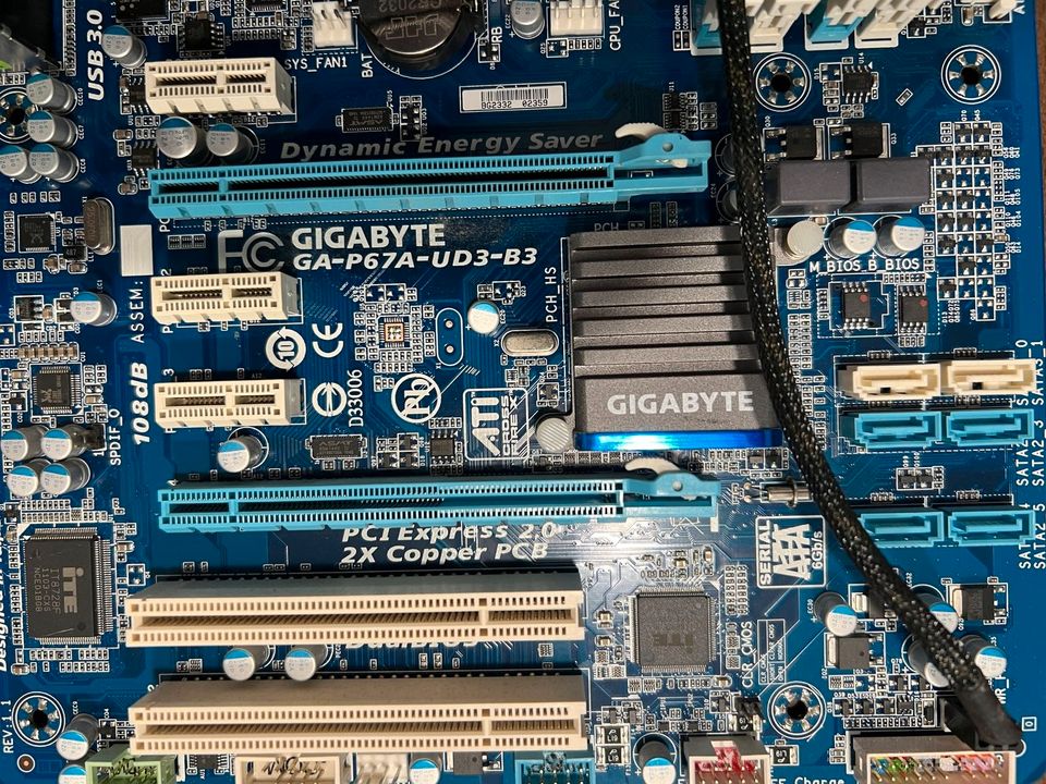 Mainboard Gigabyte GA-P67A-UD3-B3 mit Intel Core i7 2600K, 32 GB in Olching
