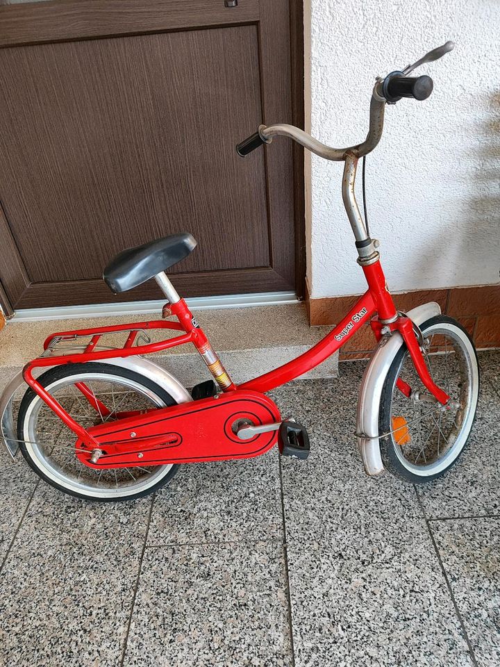 Kinder Fahrrad in Schönau