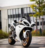 Yamaha R1 / RN22 - Akra Komplettanl.-Quickshifter-PowerComander Nordrhein-Westfalen - Niederkassel Vorschau