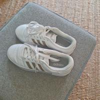 Adidas Turnschuhe Brandenburg - Jüterbog Vorschau