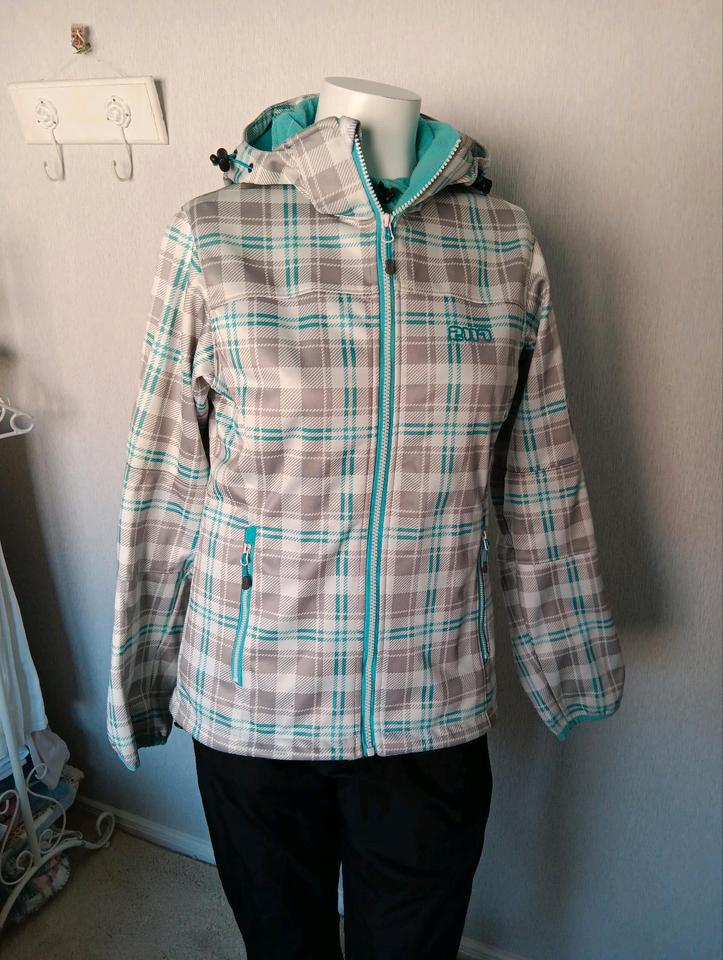 2117 OF SWEDEN Sport (Ski) Funktion Outdoor Jacke, unisex, 38/M in Kiel