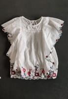 ZARA trf Bluse Rüschen Blumen fluffig weiß rot GrXS-S NEUWERTIG Bayern - Mühldorf a.Inn Vorschau
