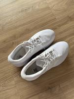 Adidas Turnschuhe Niedersachsen - Friesoythe Vorschau