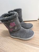 2 Paar Baby Winter Schuhe, 1 UGG München - Ramersdorf-Perlach Vorschau