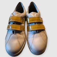 Damen Schuhe Größe 4 (36/37) Niedersachsen - Vollersode Vorschau