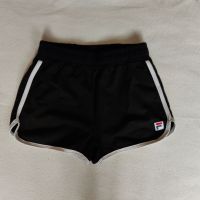 neuwertig Mädchen Shorts,Sporthose,kurze Hose Gr.134-140 FILA Dresden - Niedersedlitz Vorschau