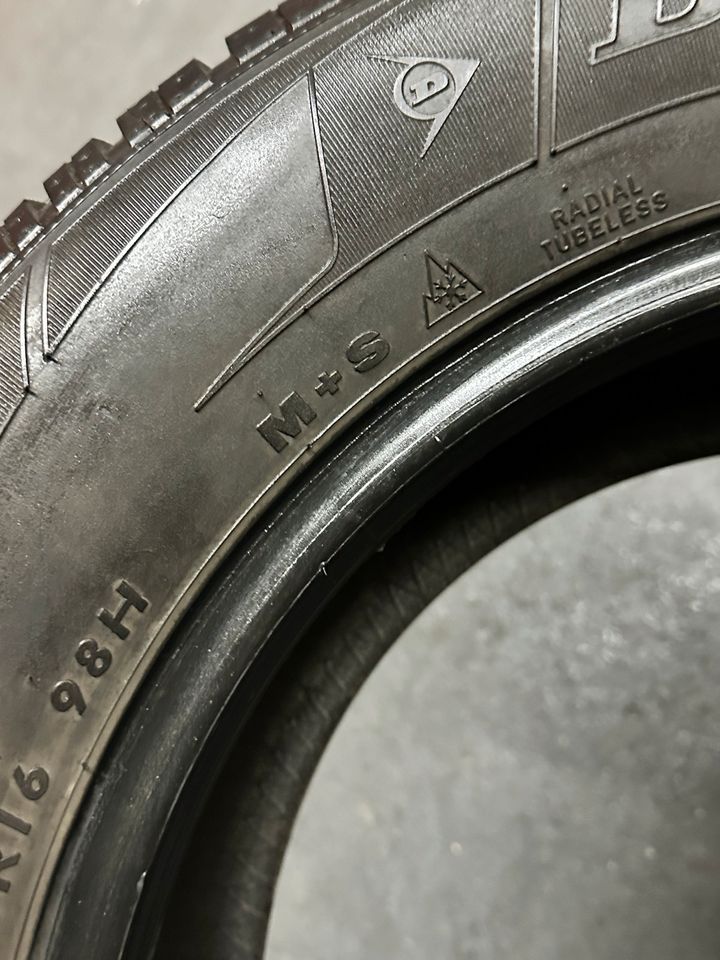 Dunlop 215/65R16  2x  M+S Winterreifen DOT 0414 6.5mm in Hürth