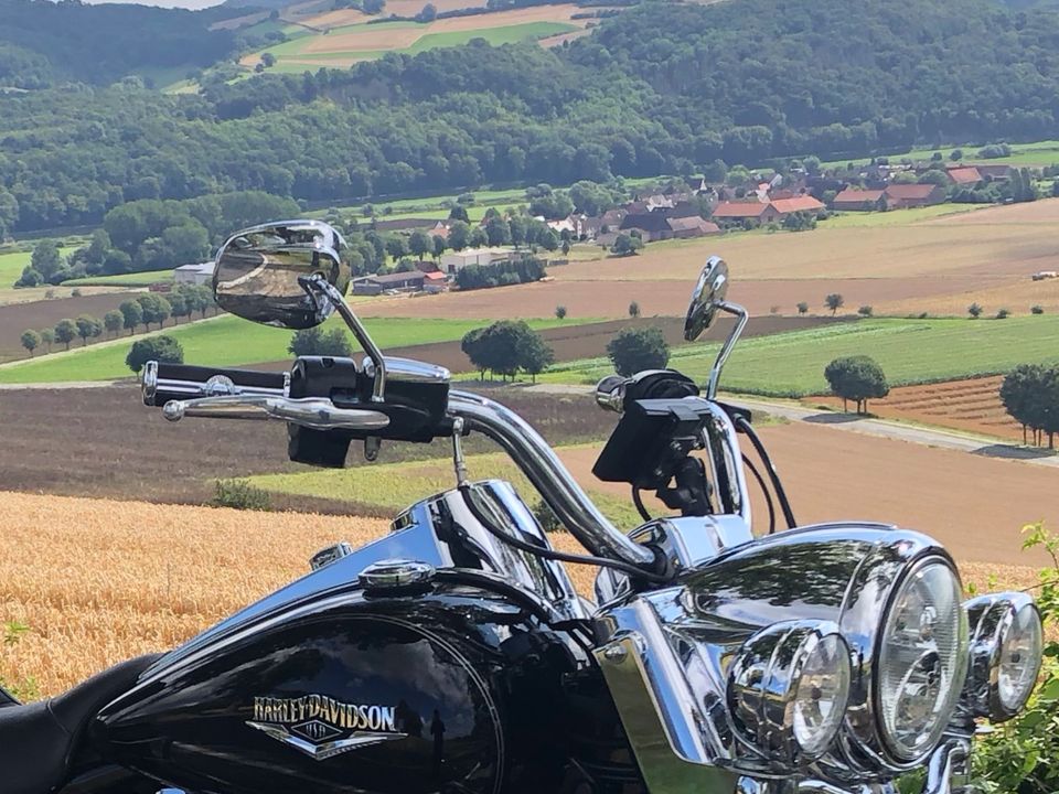 Harley Davidson Road King Lenker CVO FAT Chrom Touring in Golmbach