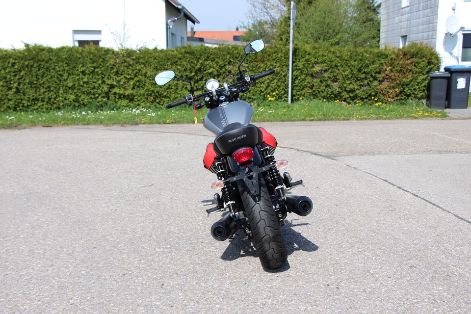 Moto Guzzi V9 Bobber Top Zustand + Bike Ankauf + Finanzierung in Dachau