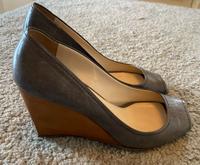 PRADA Pumps, Peeptoe, Wedges - Grau / Camel, Gr 41 Niedersachsen - Deutsch Evern Vorschau