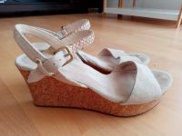 UGG Keilsandaletten Sandalen Gr.40 creme beige Rheinland-Pfalz - Limburgerhof Vorschau