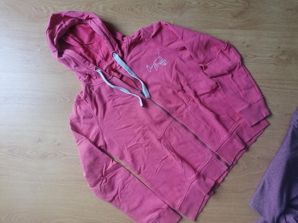 Jacke Stoffjacke Strickjacke Kapuze Gr. S XS 164 34 Mädchen Damen in Burkhardtsdorf