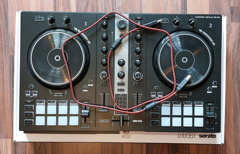 DJ Controller (DJCONTROL INPULSE 300 MK2) in Hannover