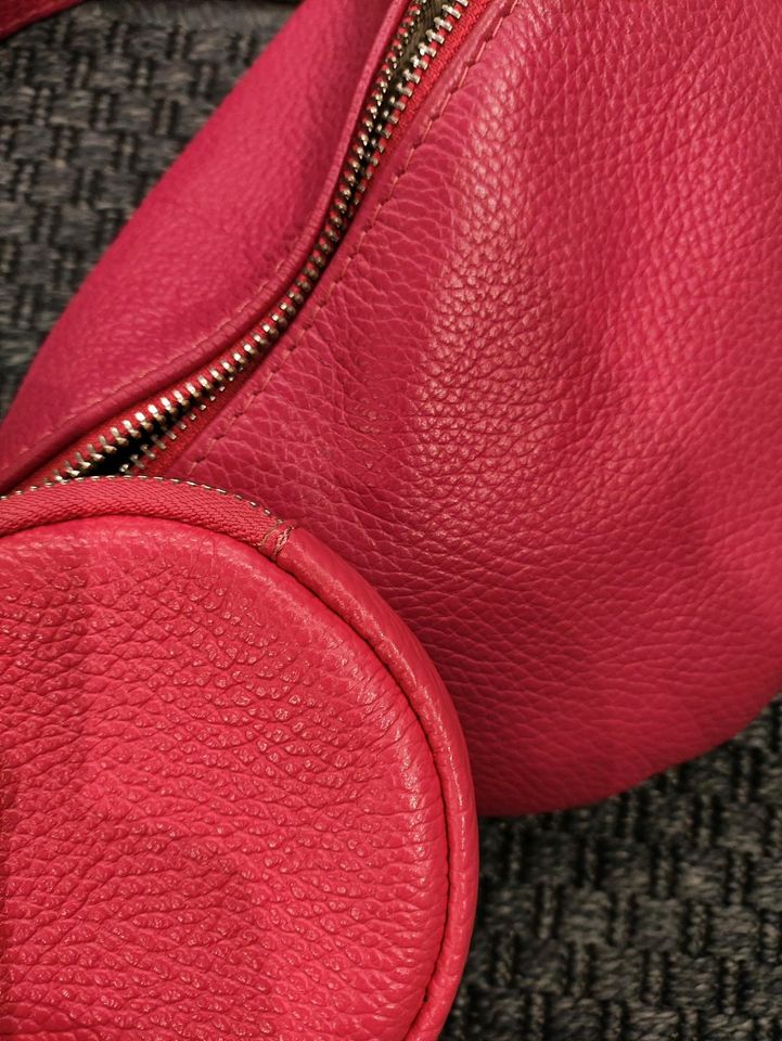 Gürteltasche Leder pink hipbag crossbody in Taucha