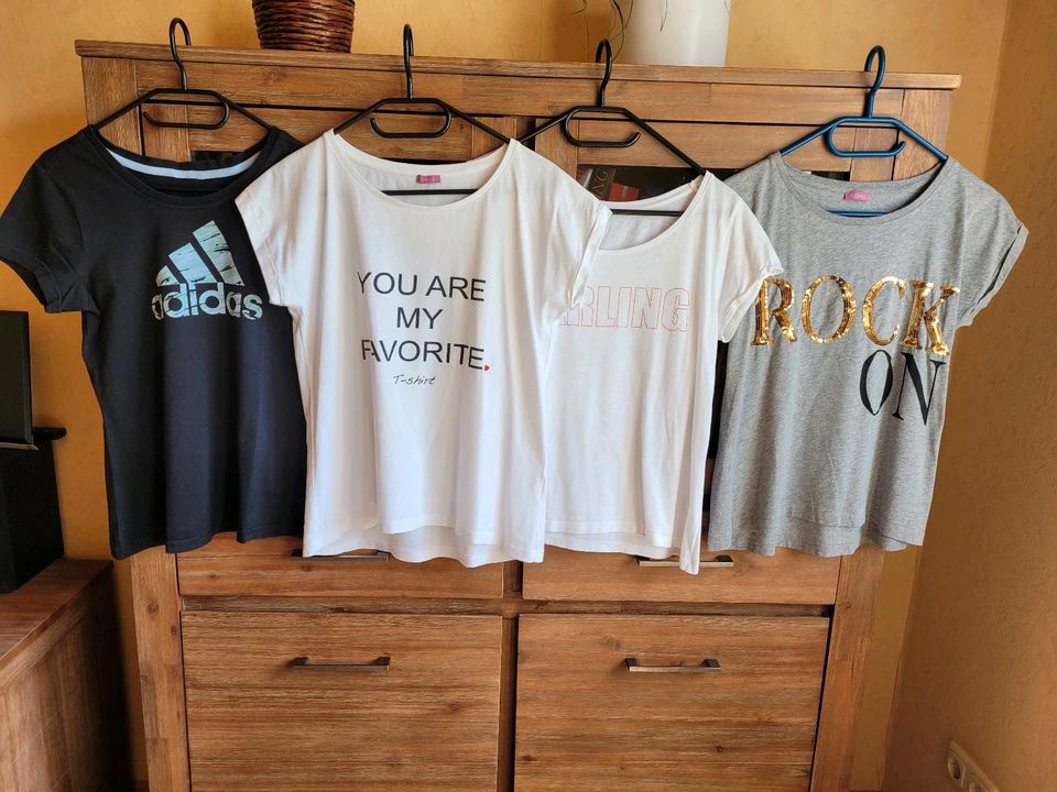 Leichte Sommer-T-Shirts von adidas/Suzanna/Darling Harbour in Großrudestedt