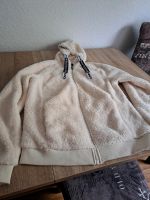 1 neuwertige fleecejacke New Balance Gr.M für 30 Euro Brandenburg - Beeskow Vorschau