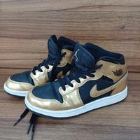 Nike Air Jordan High Sneaker Gr. 36 schwarz/gold Mitte - Tiergarten Vorschau