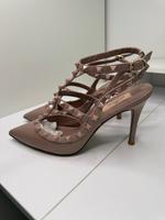 Valentino Garavani Rockstud Pumps High Heels Beige Gr. 40 Baden-Württemberg - Konstanz Vorschau