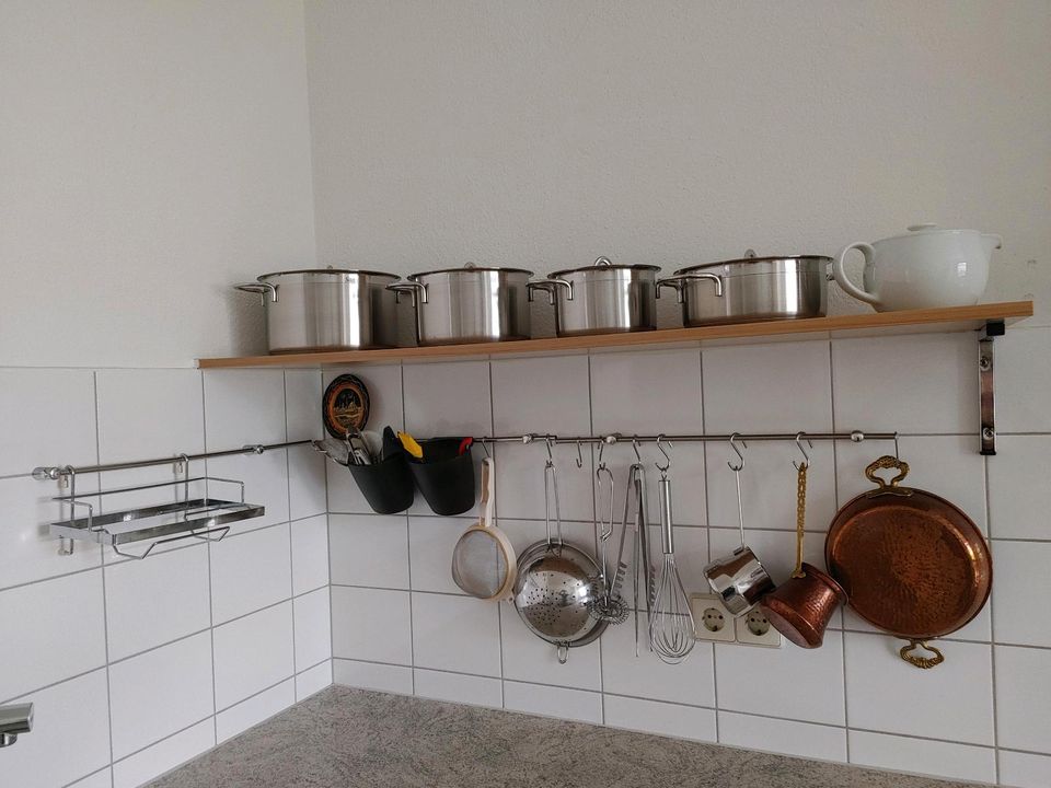 Küche von Wellmann ohne Geräte in Lörrach