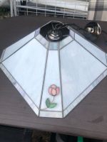 Tiffany-Deckenlampe, Hängelampe mit einer Rose Berlin - Tempelhof Vorschau
