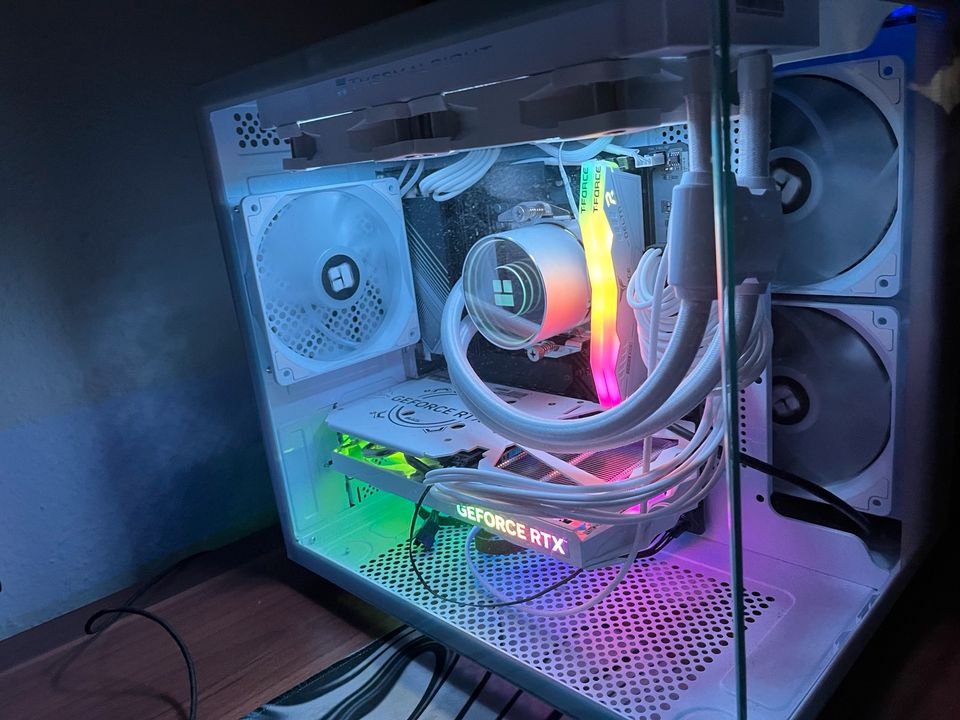 Gaming Pc weiß Rtx 4060 in Ettenheim