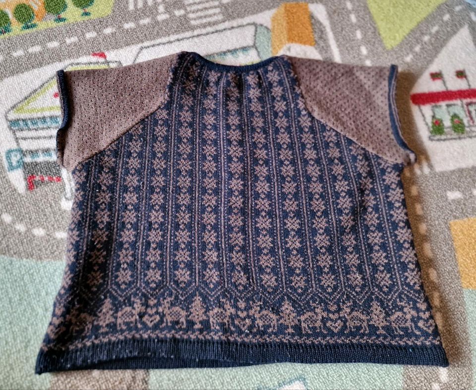 Weiter Pullover Kurzarm/Pullunder aus Wolle von Sommer & Kinder in Caputh