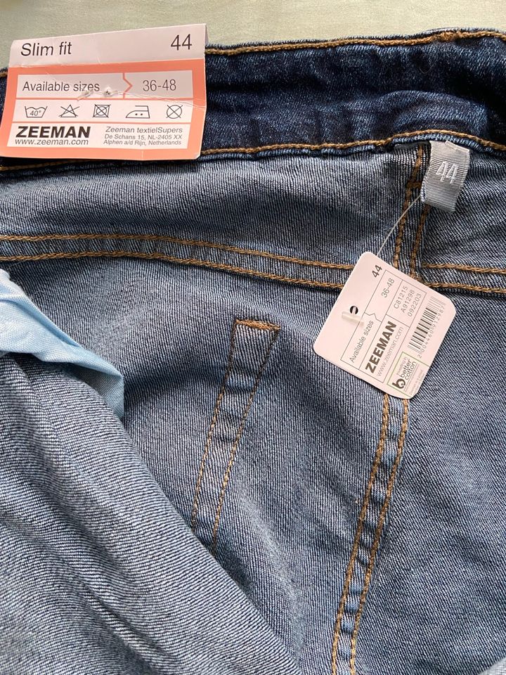 Classic Blue Jeans Neu in Berlin