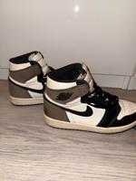 Nike Air Jordan 1 High Dark Mocha Mitte - Tiergarten Vorschau