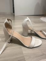 Weiße Pumps Hessen - Michelstadt Vorschau