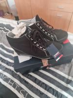 Damen Tommy Hilfiger Sneaker Gr. 40 Neu Hessen - Eschwege Vorschau