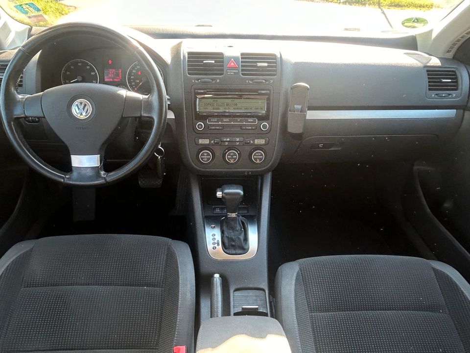 Volkswagen Golf Variant 1.4 Benzin Automatik in Bühl