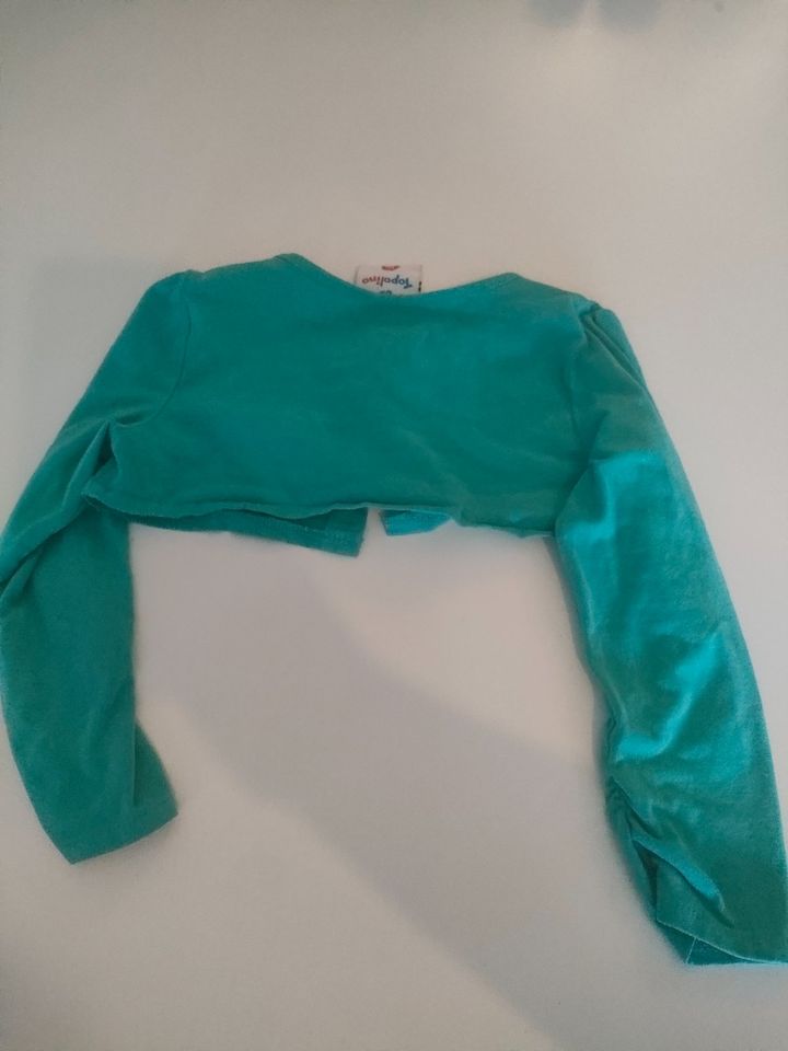 Weiße Strickjacke und Bolero- Jacke Gr.110 hoher Baumwollanteil in Wiesbaden