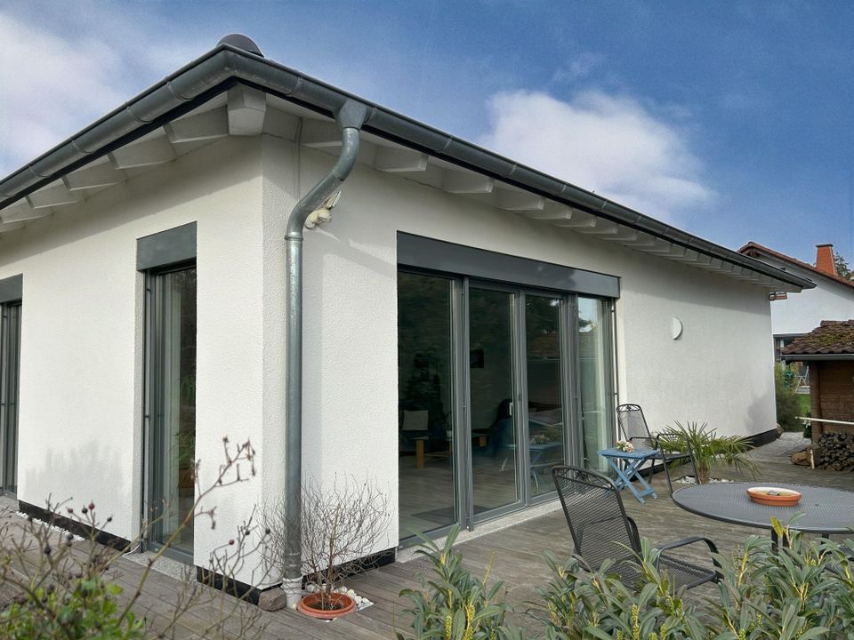 Moderner Bungalow in Kirchditmold mit sonniger Terrasse in Kassel