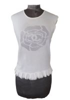 Chanel SS 2001 Camelia CC Top Shirt perforiertes Logo Baumwolle weiß FR38 S Bayern - Haag in Oberbayern Vorschau