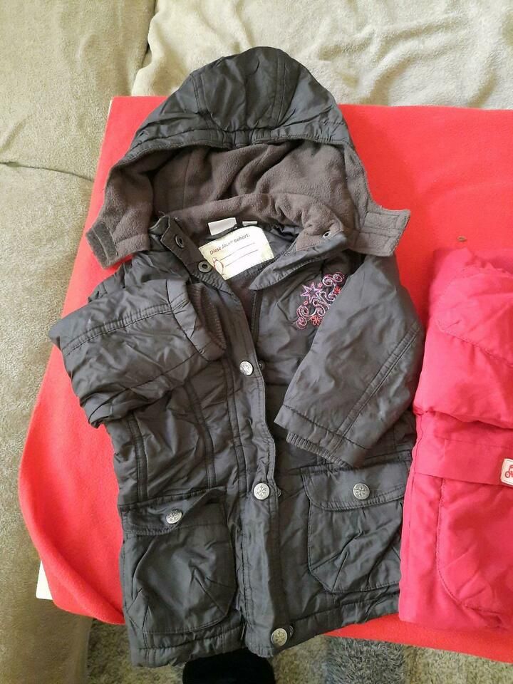 2x Jacke warm Winterjacke Anorak Schneejacke ( Skijacke ) 80 in Leipzig