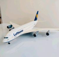 Flugzeugmodell Revell Airbus A380-800 Lufthansa Bayern - Bergrheinfeld Vorschau