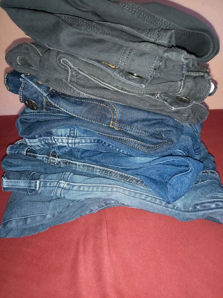 Jegliche Jeans ( Hose ) Größe ca. 164-170 in Wathlingen