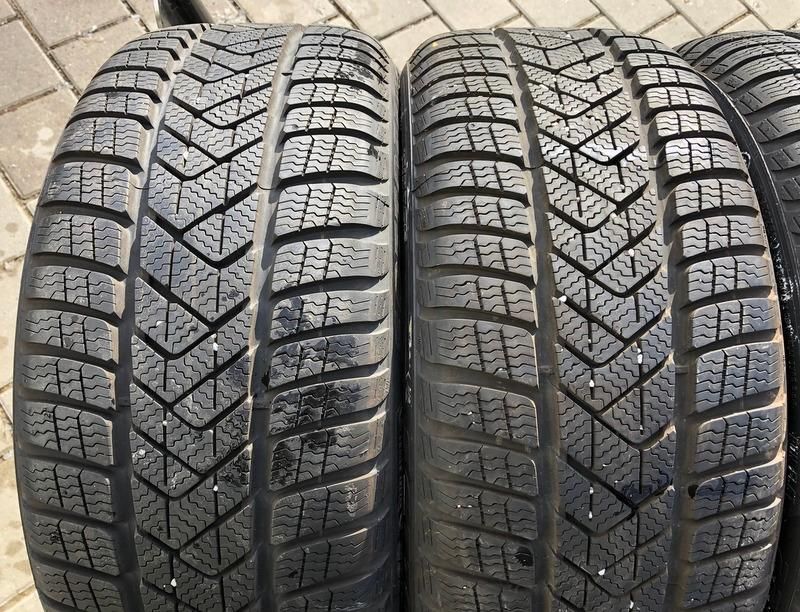 4x 225/40R18 92V PIRELLI SOTTOZERO 3 WINTERREIFEN RUNFLAT #1220 in Bad Tölz