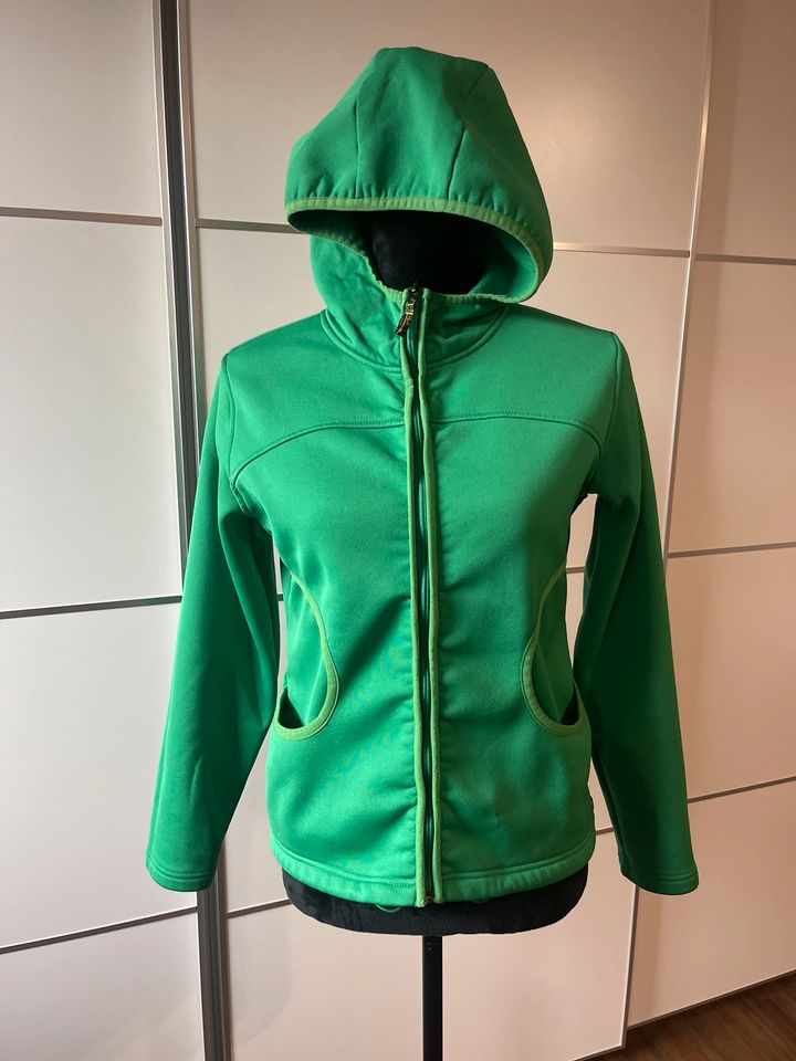 Burton sommerliche Fließjacke Soft Shell für Damen tailliert S/M in Sinsheim