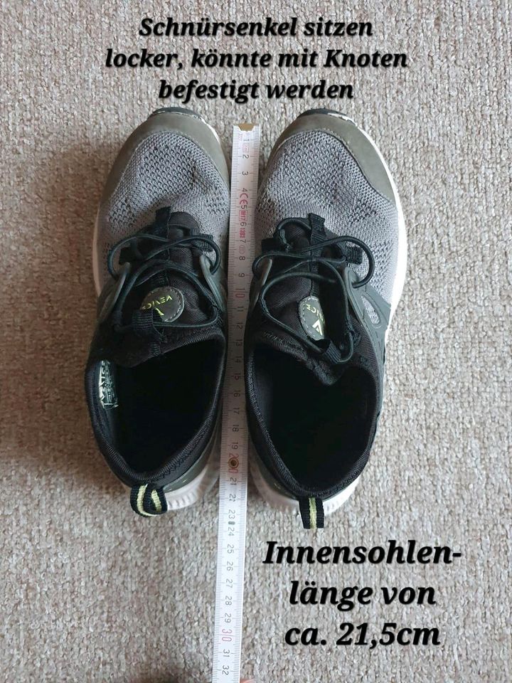 Sneakers/Sportschuhe, Gr. 33  von Venice in Dresden