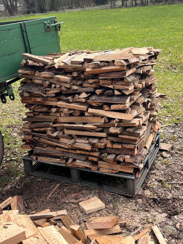 Brennholz ofen fertig in Niederalben